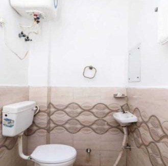 Amroha Hotel | OYO Homes A.k Guest House