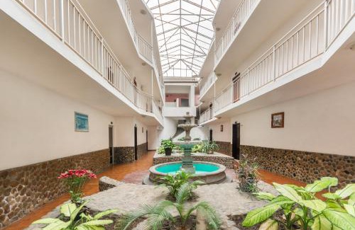 Martinez de La Torre Hotel | OYO Hotel Casa Blanca