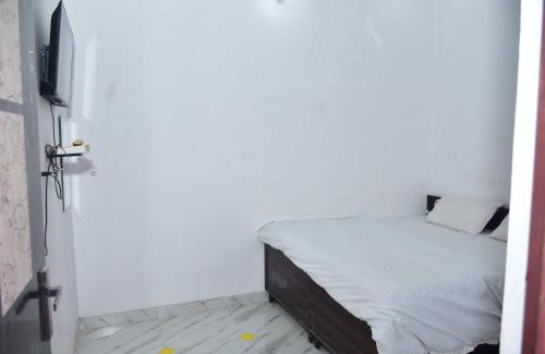 Meerut Hotel | OYO Hotel Krishna