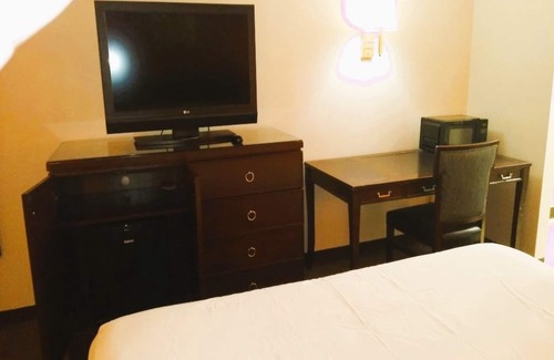 McIntyre Hotel | OYO Hotel McIntyre GA, US 441