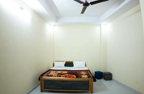 Bareilly Hotel | OYO Hotel Satrang