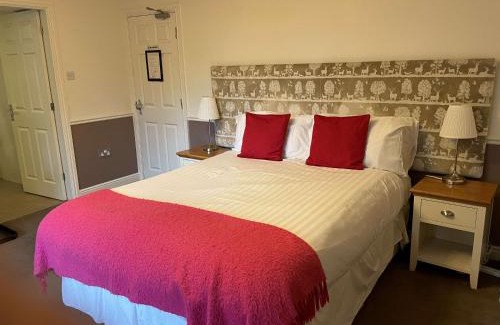 Clapham Hotel | OYO New Inn Hotel