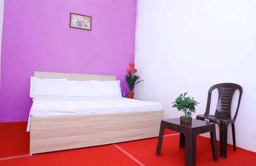 Mawana Hotel | OYO Pacific Hotel