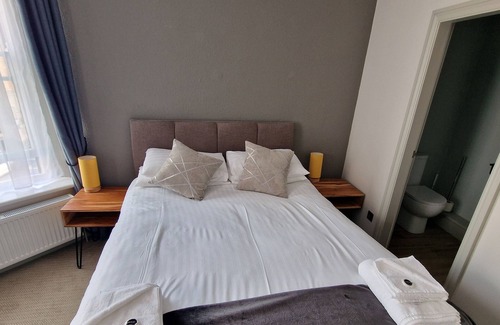 Hexham Hotel | OYO The Victorian Cap