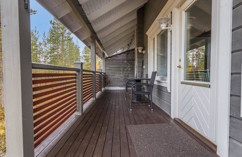 Akaslompolo House | Päivänsäde 8 Lapinkulta by Interhome