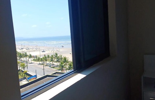 Vilamar Apartment | Pé na areia, frente mar, wi-fi e garagem coberta no Caiçara - PG