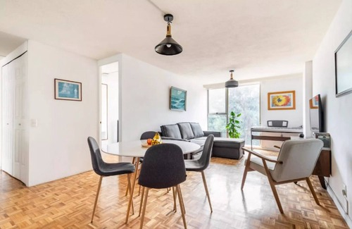 Del Valle Apartment | P403- 3BR/1BTH - One Bedroom Apartment, Sleeps 5