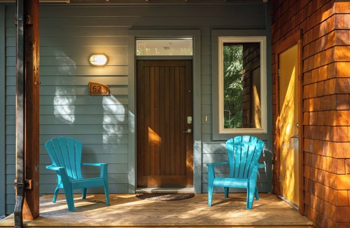 Regional District of Nanaimo House | Pacific Forest Beach House