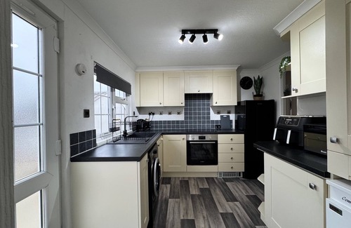 Hethel House | Paddock View - Snetterton, Norfolk