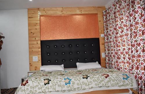 Pahalgam Hotel | Pahalgam Galaxy