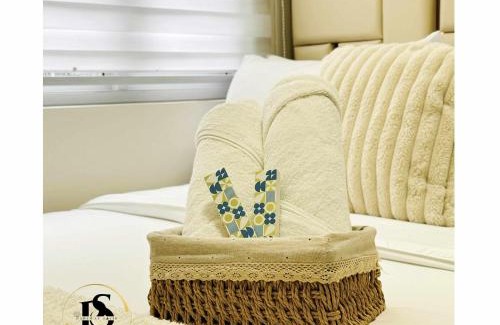 San Bartolome Apartment | Pahuway Suite