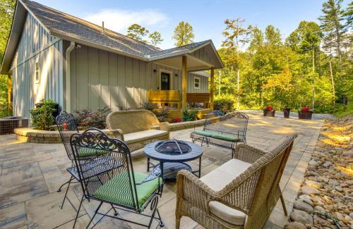 Tiger House | Painted Skies Upscale Getaway By Lake Burton!