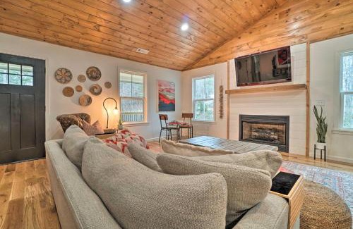 Tiger House | Painted Skies Upscale Getaway By Lake Burton!