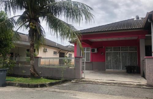 Guar Chempedak House | Pak Lang Homestay