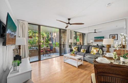 Downtown Lahaina House | Paki Maui 217 · PM 217 Cozy 1BR Oceanfront Condo w Pool
