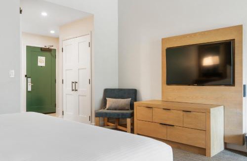 Fallbrook Resort | Pala Mesa Resort