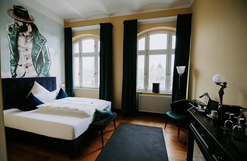 Rheindahlen-Land Hotel | Palace St. George