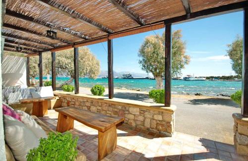 Elafonisos House | Pallas Pension