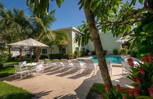 Ilexhurst House | Palm Cay 6