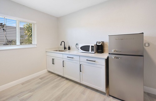 Clearwater Hotel | Palm Cove Motel