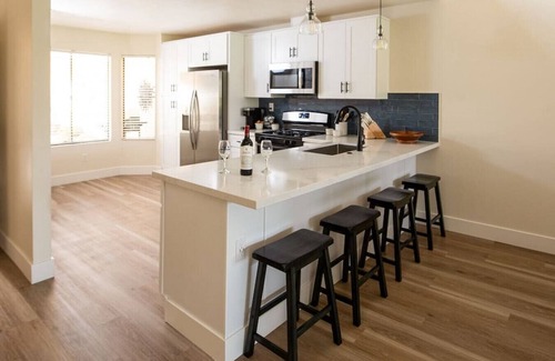 Palm Desert House | Palm Desert Oasis- steps from the pool