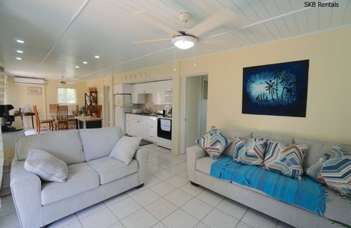 Kittian Village Condo | Palm Place 2-bedroom condo in Frigate Bay with WiFi, AC, close to all amenities