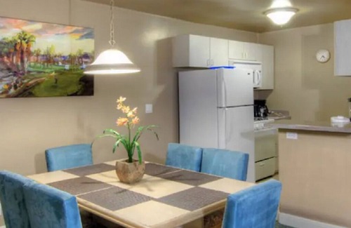 Canyon Corridor Condo | Palm Springs w/Kitchen! Great Condo that sleeps 6!