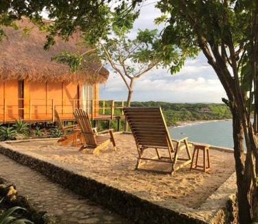 Tierra Bomba Island House | Pamaduih - Suite Above the Sea