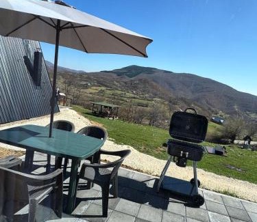 Mitrovicë Apartment | Pamje Malore