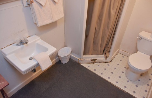 Panamint Springs Hotel | Panamint Springs Resort