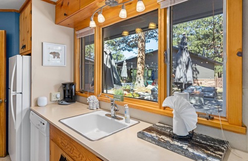 Stanley Hills House | Panorama Vacation Home By Estes Park Homes 6 Bedroom Home by RedAwning