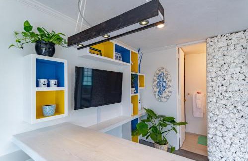 Gambier Apartment | Panoramic Cottage at Viking Hill - Love Beach