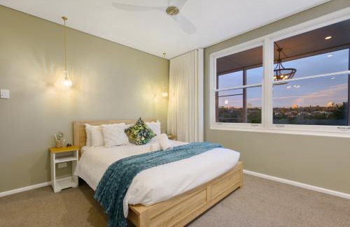 Greenwich Apartment | Panoramic Harbour Bridge & City View 1BR 2-4ppl