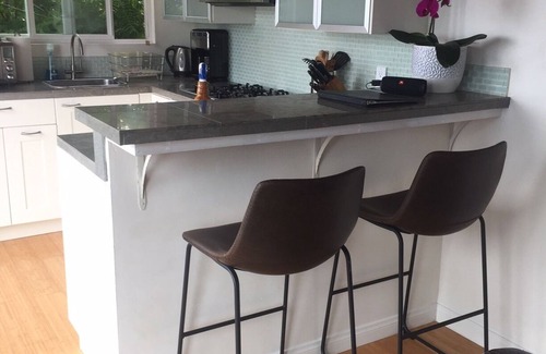 Point Loma Heights House | Panoramic Ocean View Guesthouse, 5 blocks to beach in Ocean Beach