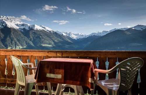 Sluderno Apartment | Panoramic view of the valley & mountains - Apartment Type South B