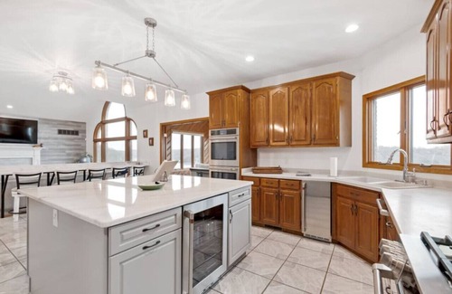 Lynchburg House | Panoramic Views Dock Kayaks SUPs