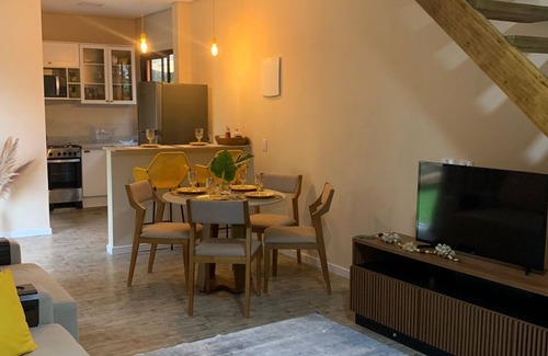 Bexiga House | Paqueta exclusive houses- in front of Paqueta waterfall and 5 min from Curral beach