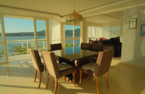 Marica House | Paraíso da Lagoa - Piscina, Deck e Conforto