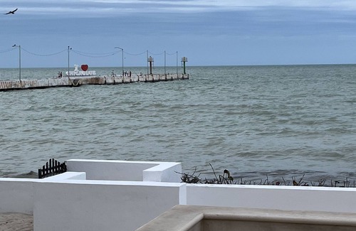 Chicxulub Puerto House | Paraíso de un piso 5 habitaciones frente al mar