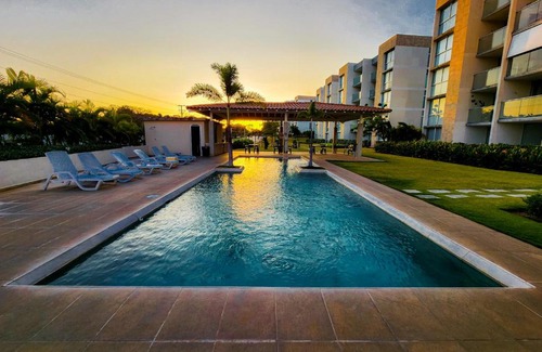 Punta Barco Apartment | Paraíso tropical de playa 2R 2B con piscina