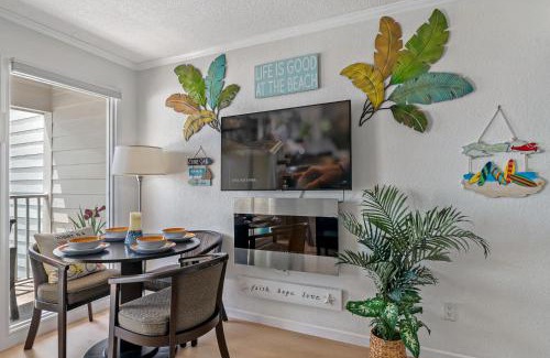 Rocky Point House | Paradise Beach Sailport Resort Condo