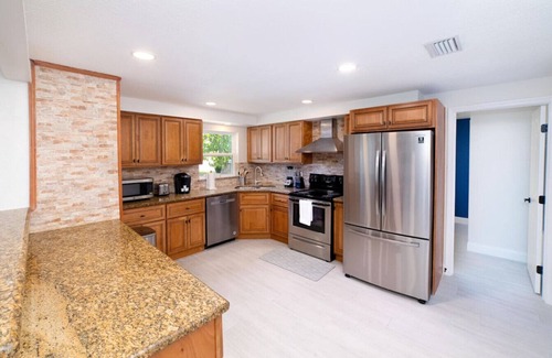 Orlando House | Paradise pool home- 4 Min Universal & 13 min Disney