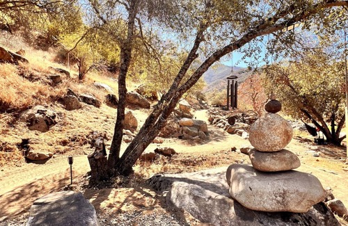 Three Rivers Apartment | Paradise Ranch Inn - Mindful Tent