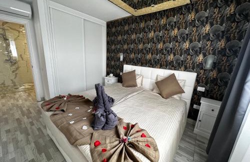 Maspalomas Hotel | Paradise Resort - FKK Swinger & Nudist Couples Only