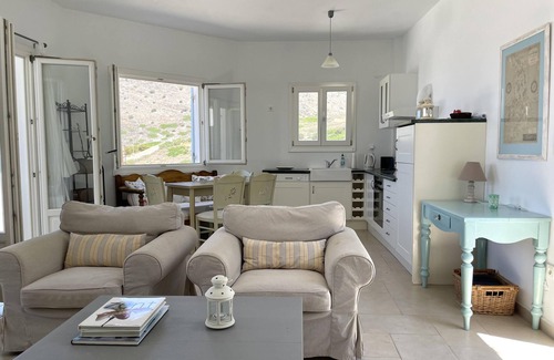 Delfini House | 'Paradise' says Cnn - 2 Bed Villa in Delfini Bay