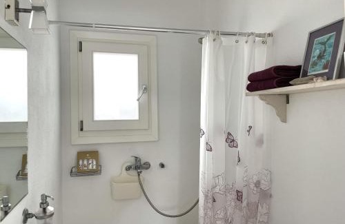 Delfini House | 'Paradise' says Cnn - 2 Bed Villa in Delfini Bay