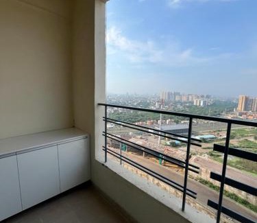 Greater Noida Apartment | Paradise Stays