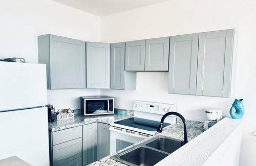 Homer Cabin | Paradise Suites Eagles Nest Apt C
