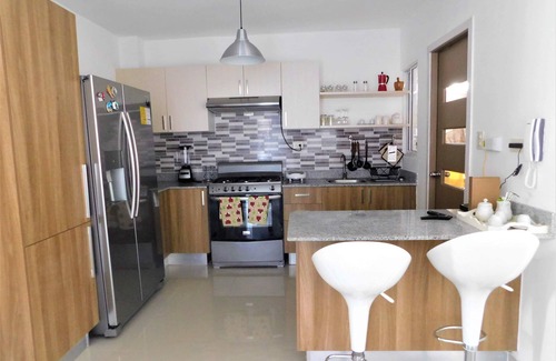 Punal Apartment | Paraiso de verano . Whence you hacemos sentir como en casa.aun estando lejos