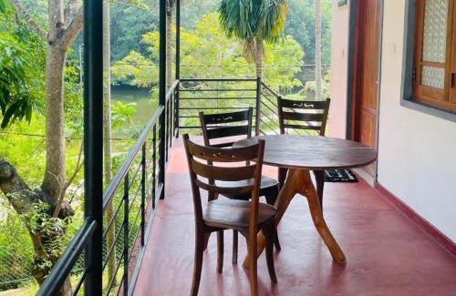 New Town House | Parakum Rest Rooms